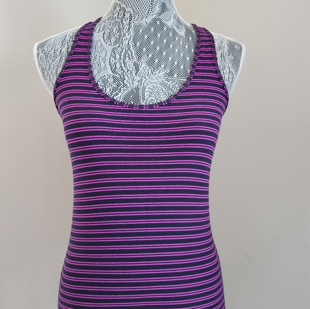 Lululemon Tank Top - Picture 10 of 11